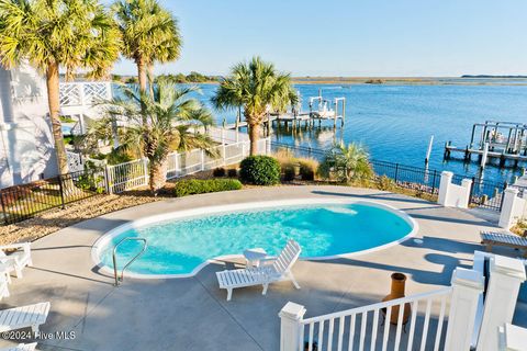 A home in Swansboro