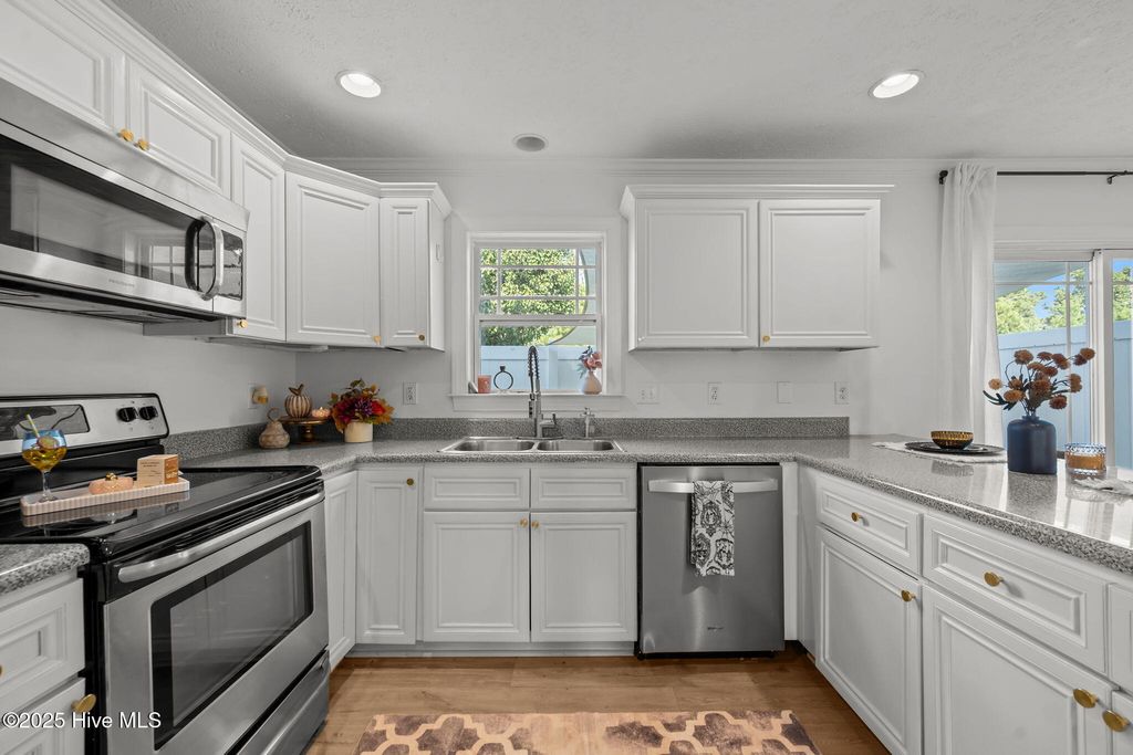 Photo of 105 Kenan Loop, Jacksonville, NC 28546 (MLS # 100529114)