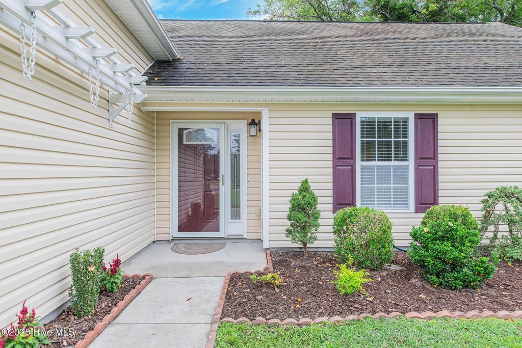 Photo of 200 Dawn Court, Jacksonville, NC 28540 (MLS # 100531184)