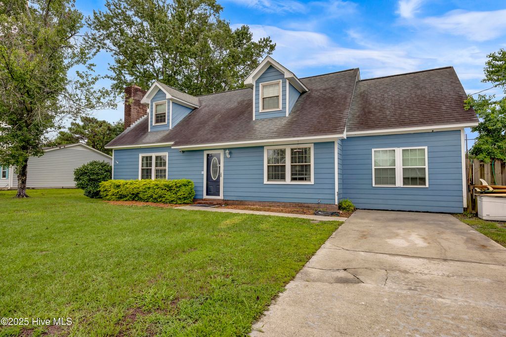 Photo of 702 Arnold Road, Wilmington, NC 28412 (MLS # 100524801)