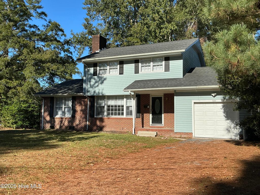 Photo of 1201 Clifton Road, Jacksonville, NC 28540 (MLS # 100537252)