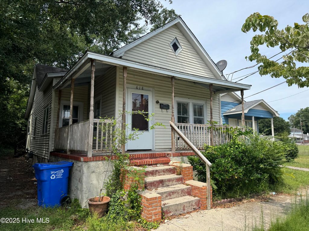 Photo of 618 S 11th Street, Wilmington, NC 28401 (MLS # 100506274)