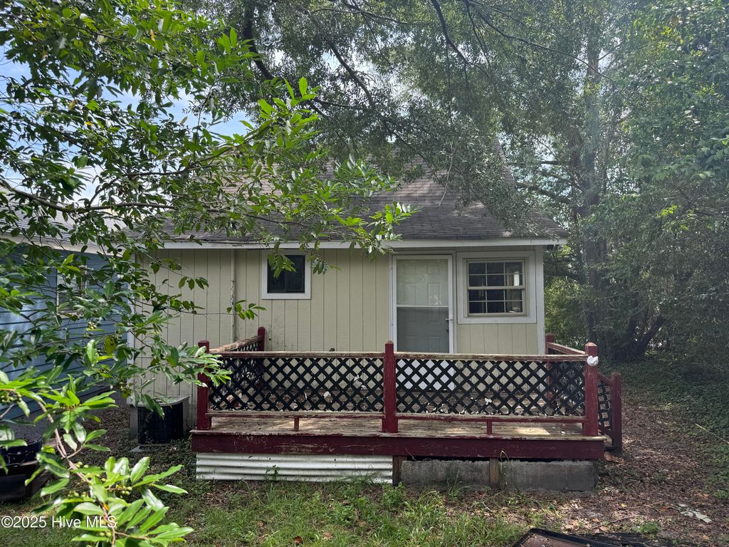 Photo of 618 S 11th Street, Wilmington, NC 28401 (MLS # 100506274)