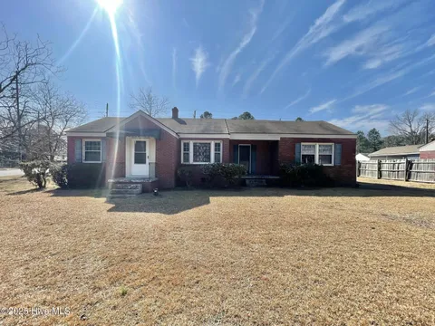 3301 Amherst Road, Rocky Mount, NC 27804 - #: 100488141