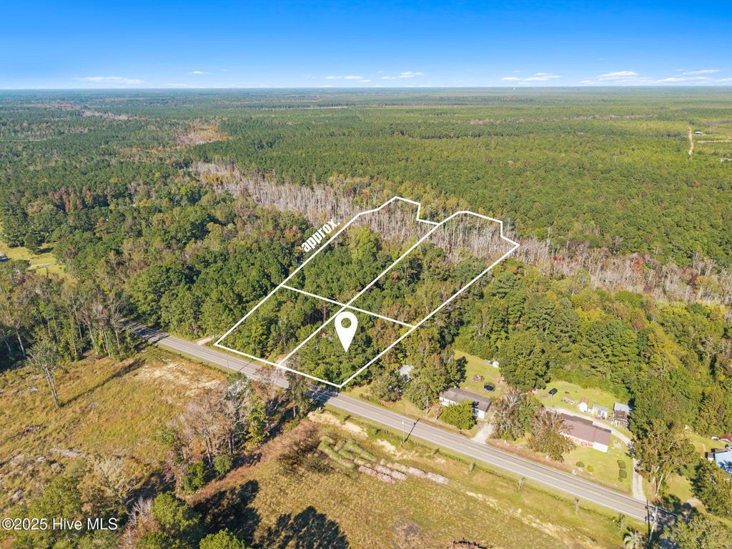 Photo of 2 Midway Road SE, Bolivia, NC 28422 (MLS # 100540965)