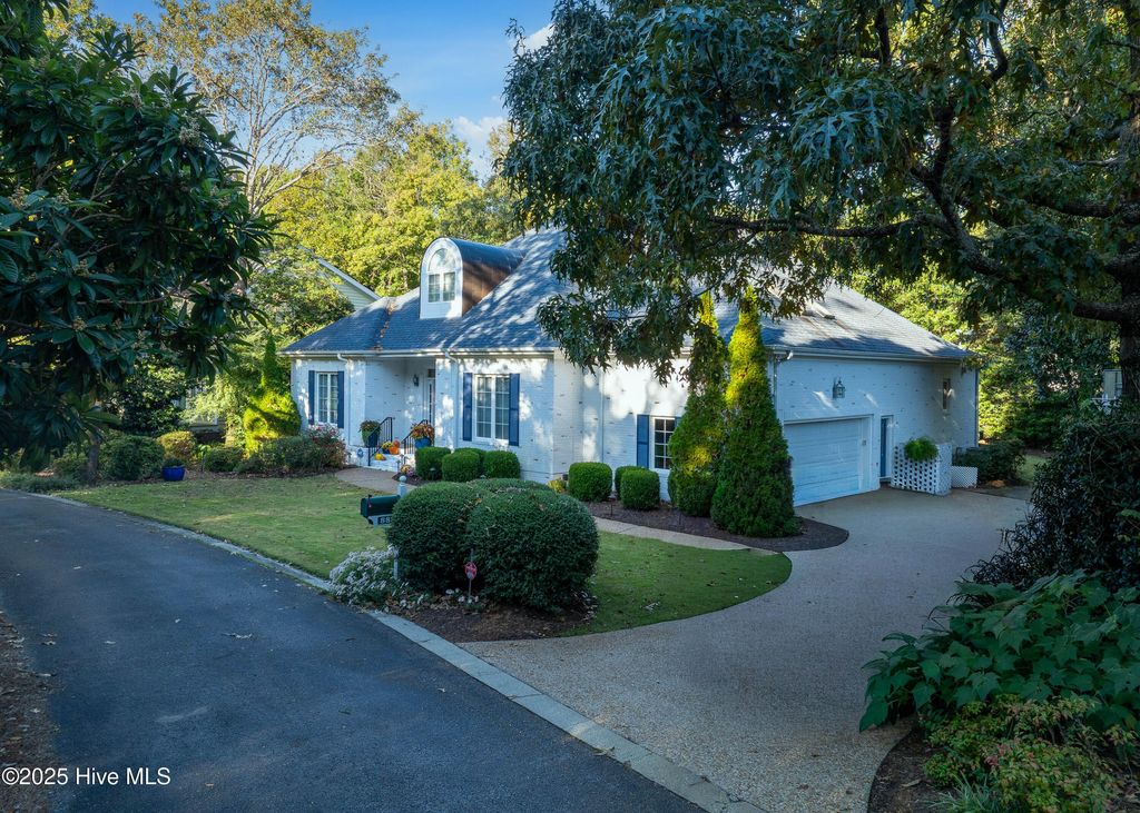 Photo of 8819 Sawmill Creek Lane, Wilmington, NC 28411 (MLS # 100522703)