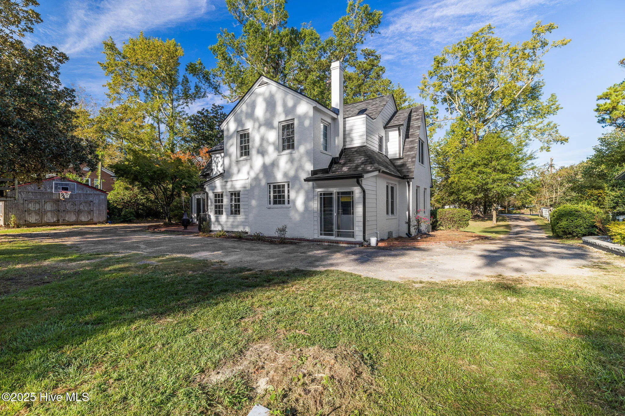 Wilmington, North Carolina 28401, United States, 3 Bedrooms Bedrooms, ,3 BathroomsBathrooms,Residential,Active,220044