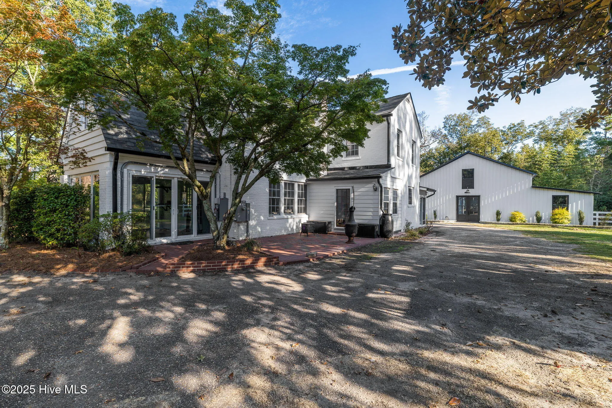 Wilmington, North Carolina 28401, United States, 3 Bedrooms Bedrooms, ,3 BathroomsBathrooms,Residential,Active,220044