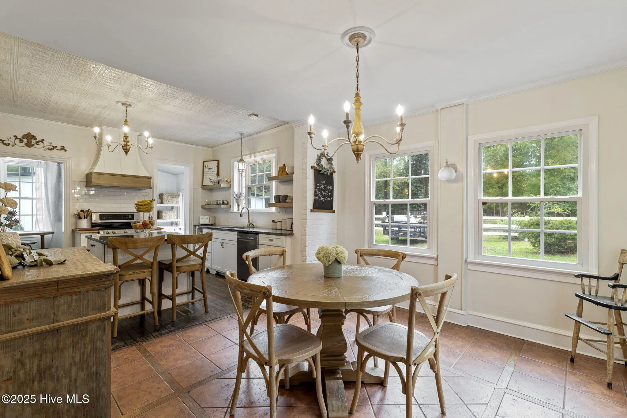 Wilmington, North Carolina 28401, United States, 3 Bedrooms Bedrooms, ,3 BathroomsBathrooms,Residential,Active,220044