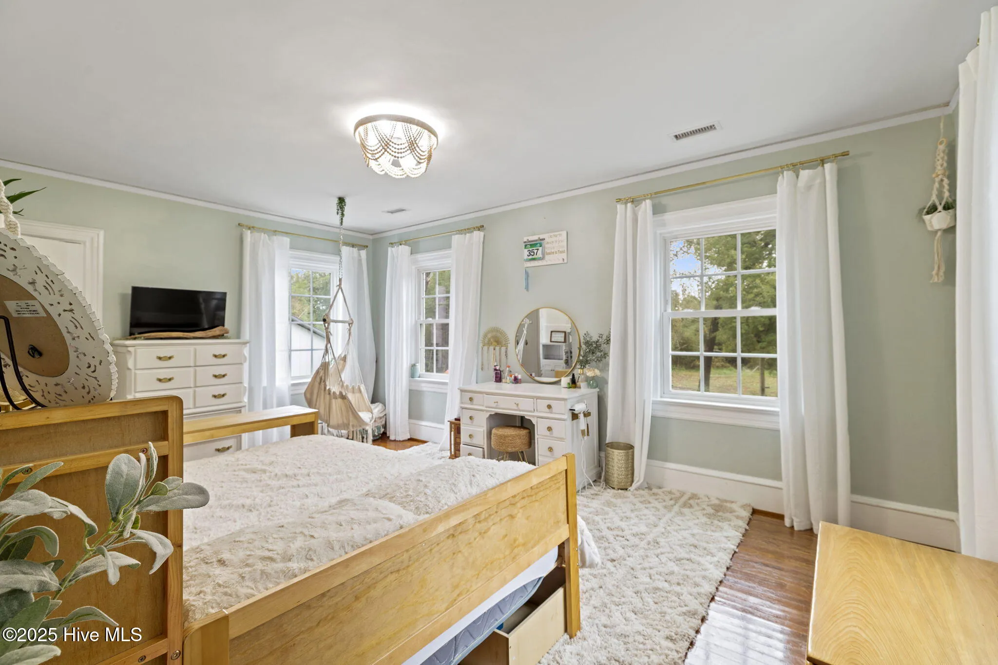 Wilmington, North Carolina 28401, United States, 3 Bedrooms Bedrooms, ,3 BathroomsBathrooms,Residential,Active,220044