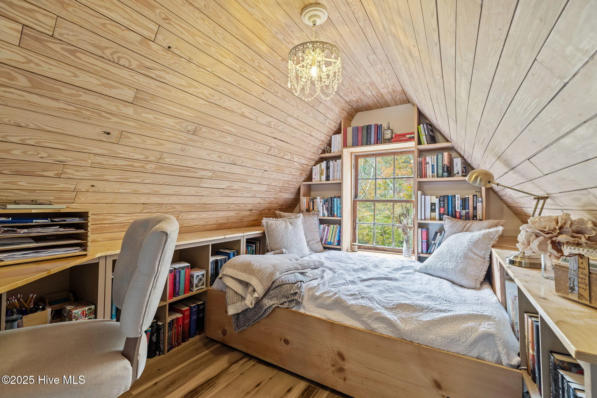 Wilmington, North Carolina 28401, United States, 3 Bedrooms Bedrooms, ,3 BathroomsBathrooms,Residential,Active,220044