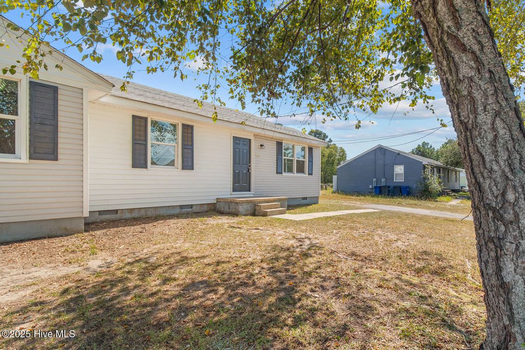 Photo of 328330 Starling Street, Jacksonville, NC 28540 (MLS # 100532312)