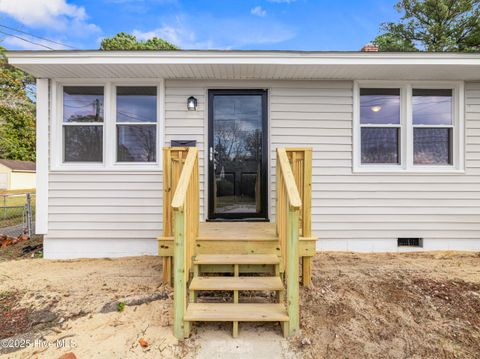 Tiny photo for 402 New River Drive, Jacksonville, NC 28540 (MLS # 100543298)
