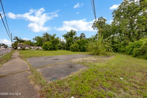 Tiny photo for 1939 Washington Street, Wilmington, NC 28401 (MLS # 100523900)