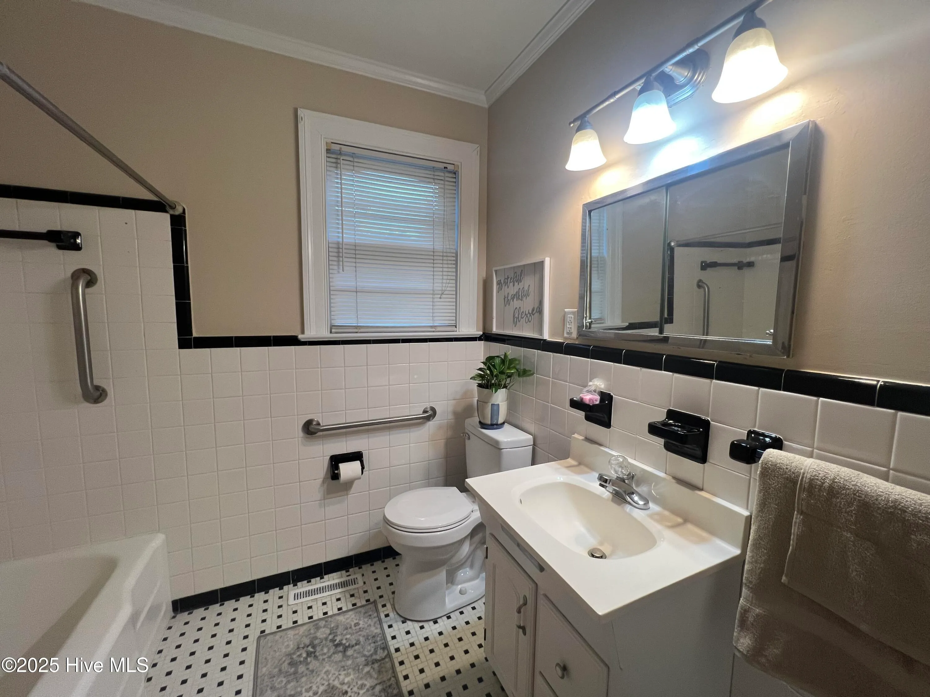 Goldsboro, North Carolina 27534, United States, 3 Bedrooms Bedrooms, ,2 BathroomsBathrooms,Residential,Active,181765