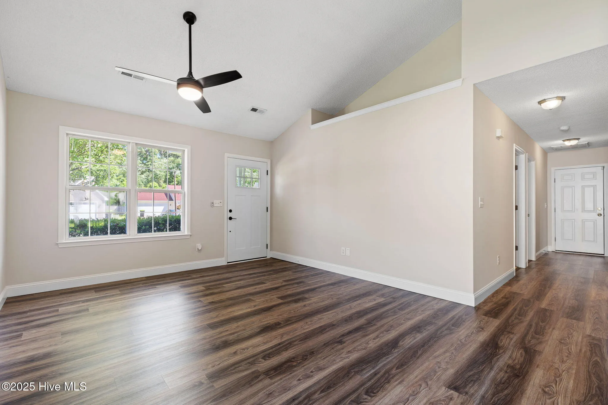 Leland, North Carolina 28451, United States, 3 Bedrooms Bedrooms, ,2 BathroomsBathrooms,Residential,Active,136600