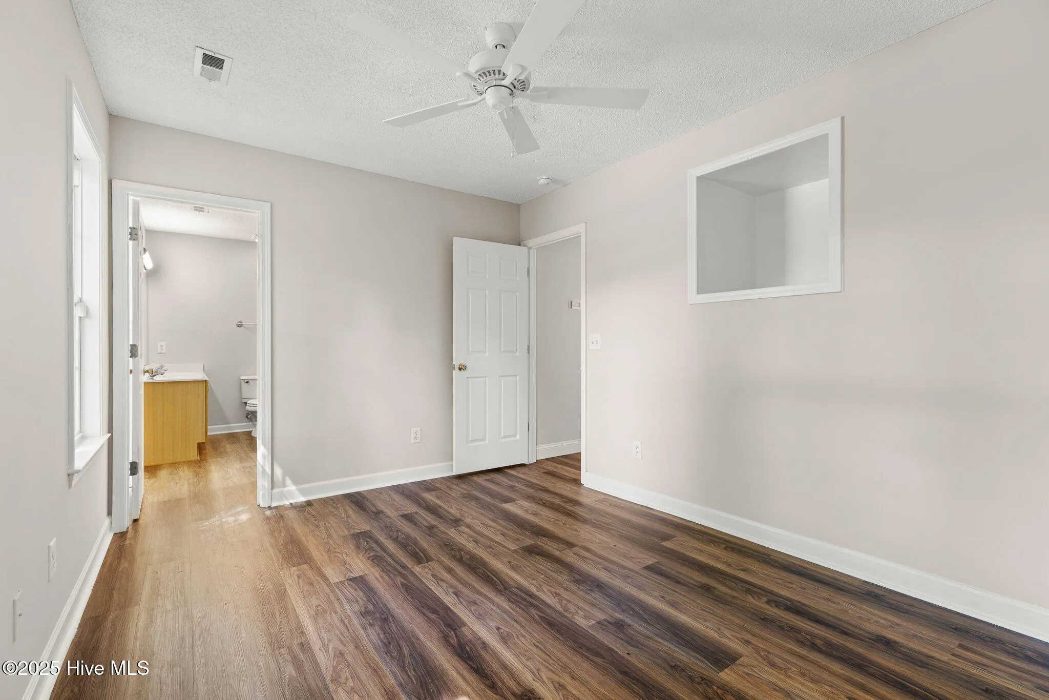 Leland, North Carolina 28451, United States, 3 Bedrooms Bedrooms, ,2 BathroomsBathrooms,Residential,Active,136600