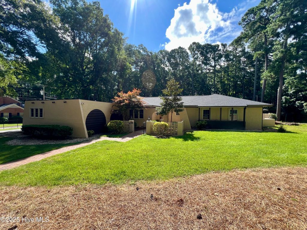Photo of 212 Wilshire Boulevard N, Wilson, NC 27893 (MLS # 100525251)