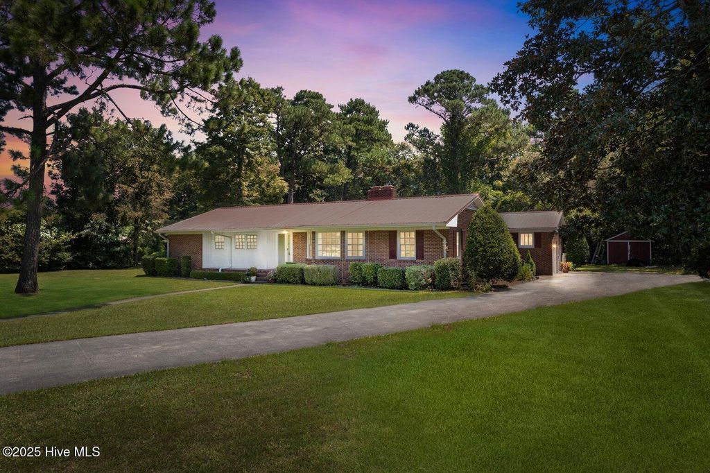 Photo of 3953 Halifax Road, Wilmington, NC 28403 (MLS # 100525952)