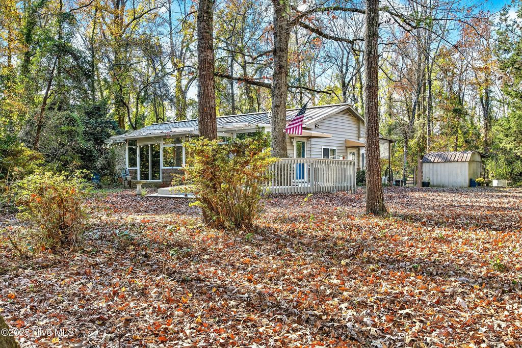 Photo of 2900 Brices Creek Road, New Bern, NC 28562 (MLS # 100543005)