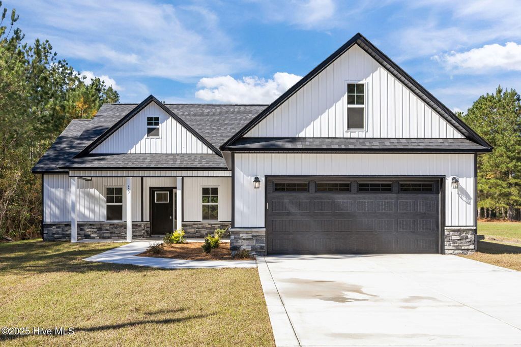 Photo of 453 Springhill Road, Maysville, NC 28555 (MLS # 100520838)