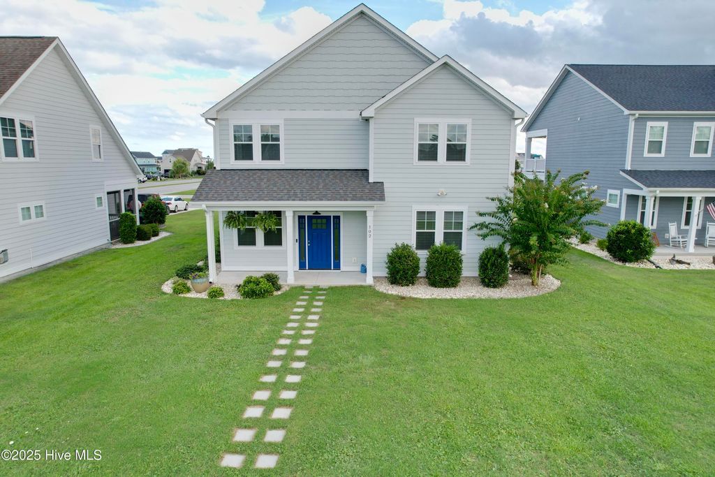 Photo of 102 Bogue Harbor Court, Newport, NC 28570 (MLS # 100501180)