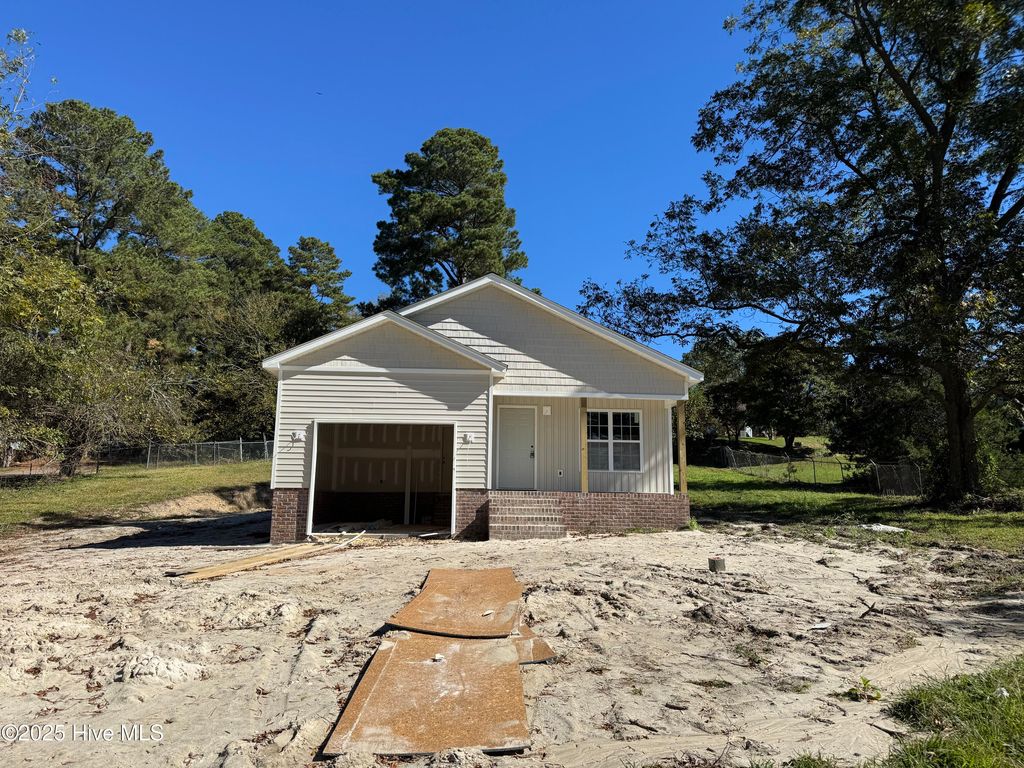 Photo of 6735 Hill Street, Grifton, NC 28530 (MLS # 100536810)