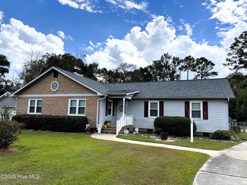 Photo of 327 Southwest Drive, Jacksonville, NC 28540 (MLS # 100536178)