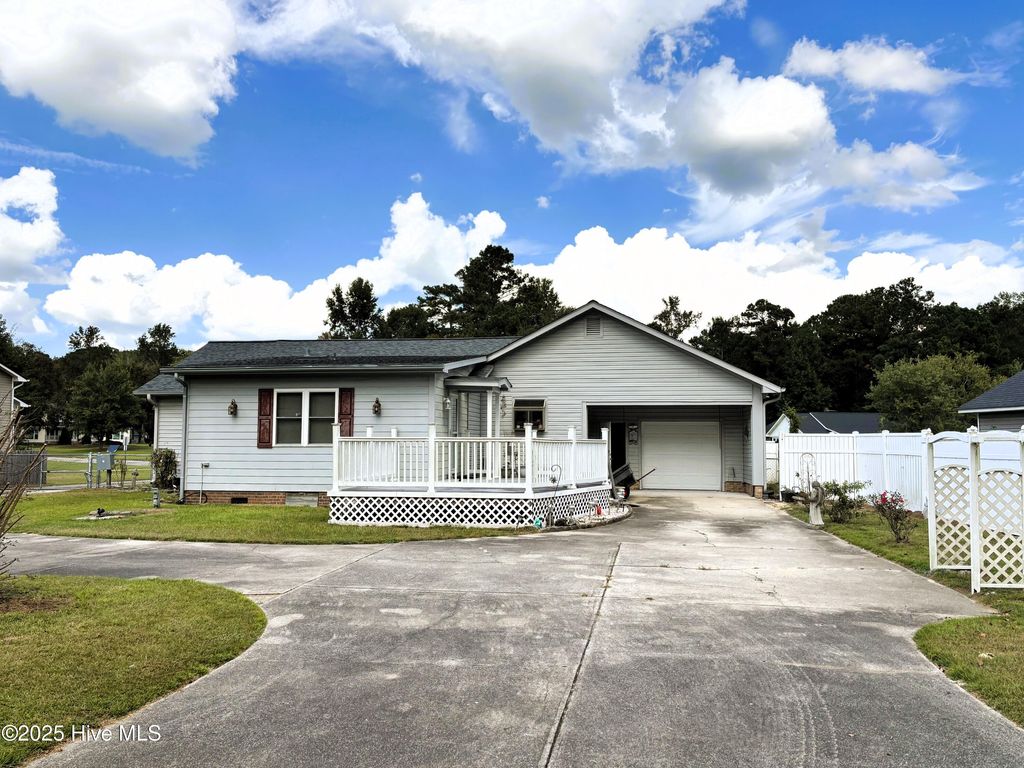 Photo of 327 Southwest Drive, Jacksonville, NC 28540 (MLS # 100536178)