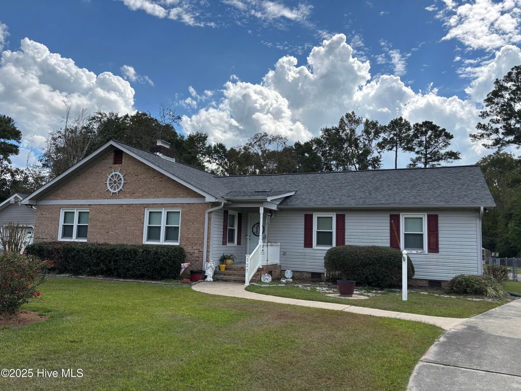 Photo of 327 Southwest Drive, Jacksonville, NC 28540 (MLS # 100536178)