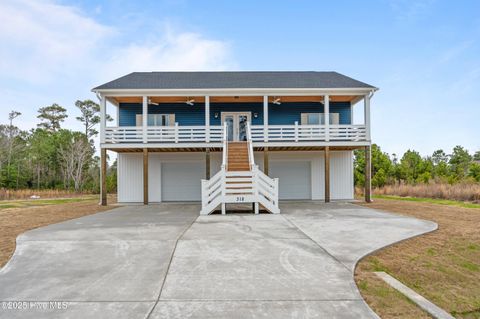 A home in Sneads Ferry