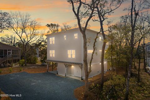 A home in Oak Island