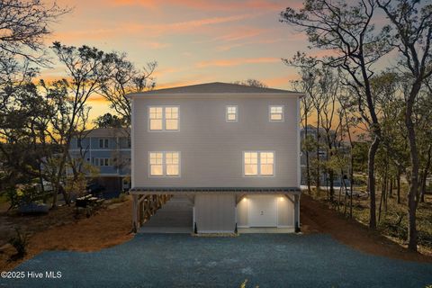 A home in Oak Island