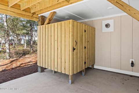 A home in Oak Island