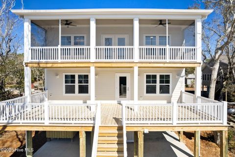 A home in Oak Island