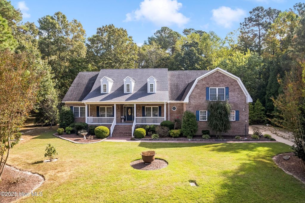 Photo of 145 Meherrin River Drive, Hertford, NC 27944 (MLS # 100535747)