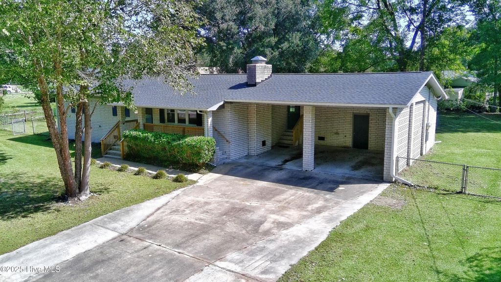 Photo of 115 Vera Court, Jacksonville, NC 28540 (MLS # 100534874)