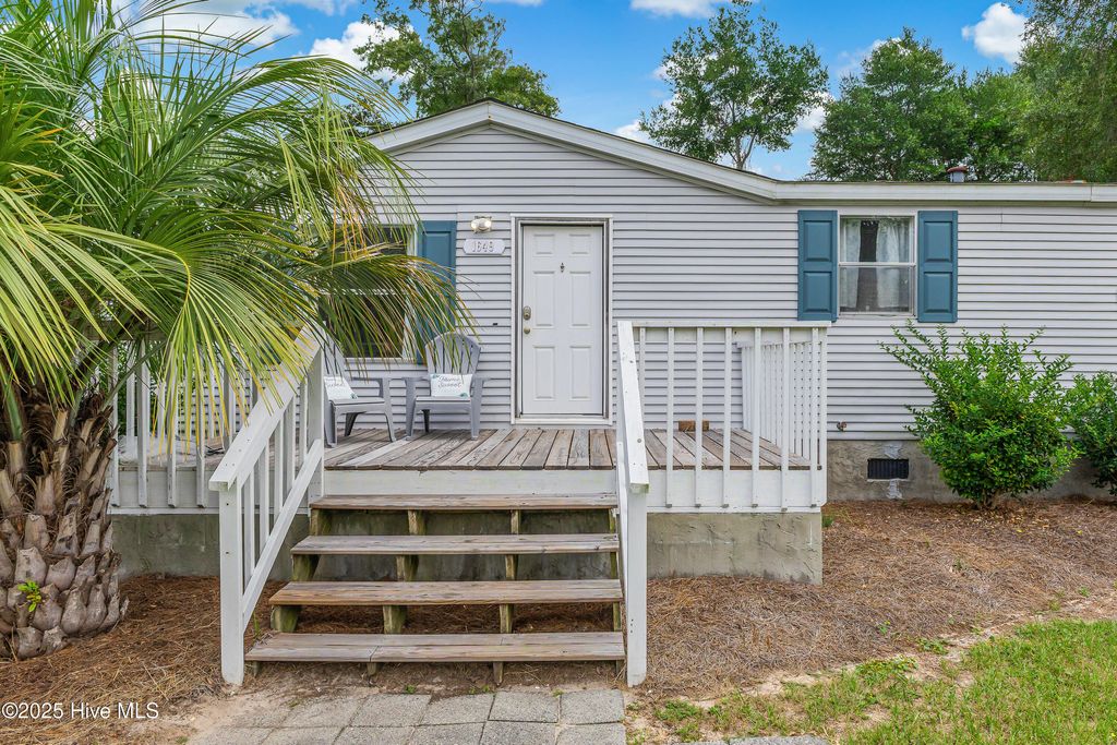 Photo of 1649 Seagull Way SW, Ocean Isle Beach, NC 28469 (MLS # 100530505)
