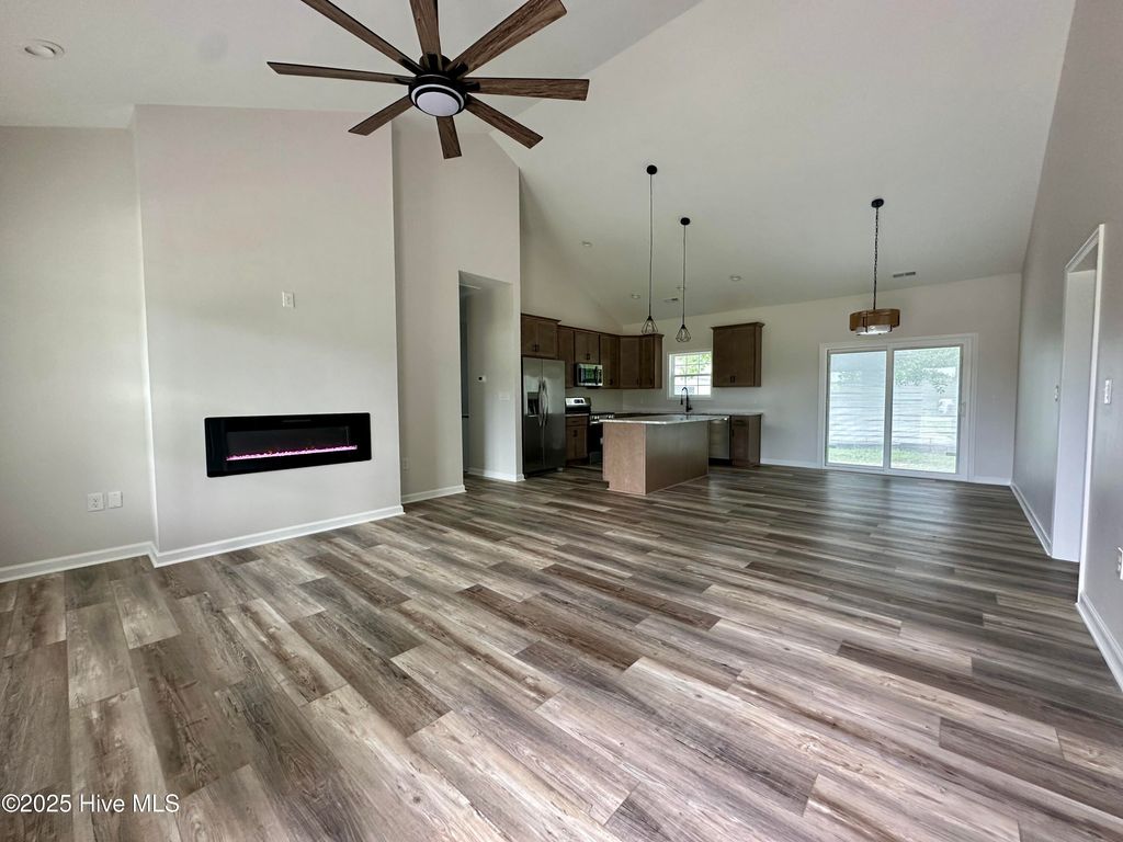Photo of 40 East Drive, Jacksonville, NC 28546 (MLS # 100520953)