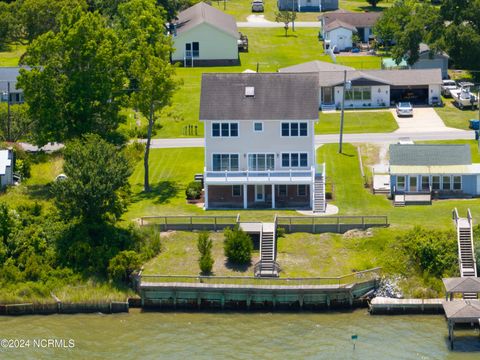 A home in Sneads Ferry