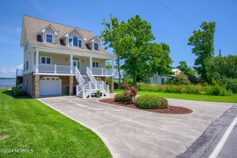 A home in Sneads Ferry