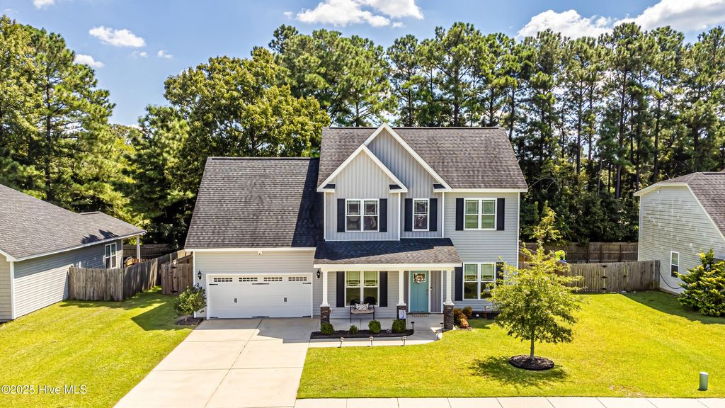 Photo of 207 Dairyfarm Road, Jacksonville, NC 28546 (MLS # 100532871)