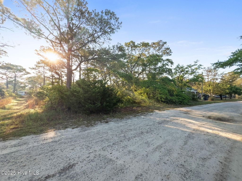 Photo of 2366 Jolly Roger Drive SW, Supply, NC 28462 (MLS # 100504282)