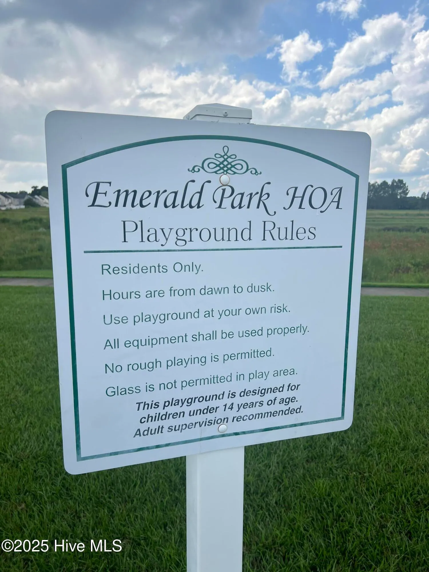 Winterville, North Carolina 28590, United States, 4 Bedrooms Bedrooms, ,2 BathroomsBathrooms,Residential,Active,181182