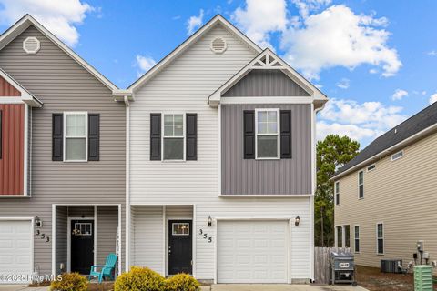 A home in Holly Ridge