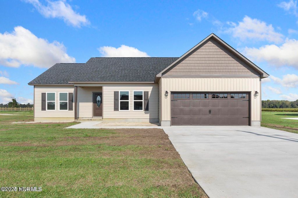 Photo of 128 Brown Road, Jacksonville, NC 28540 (MLS # 100541330)