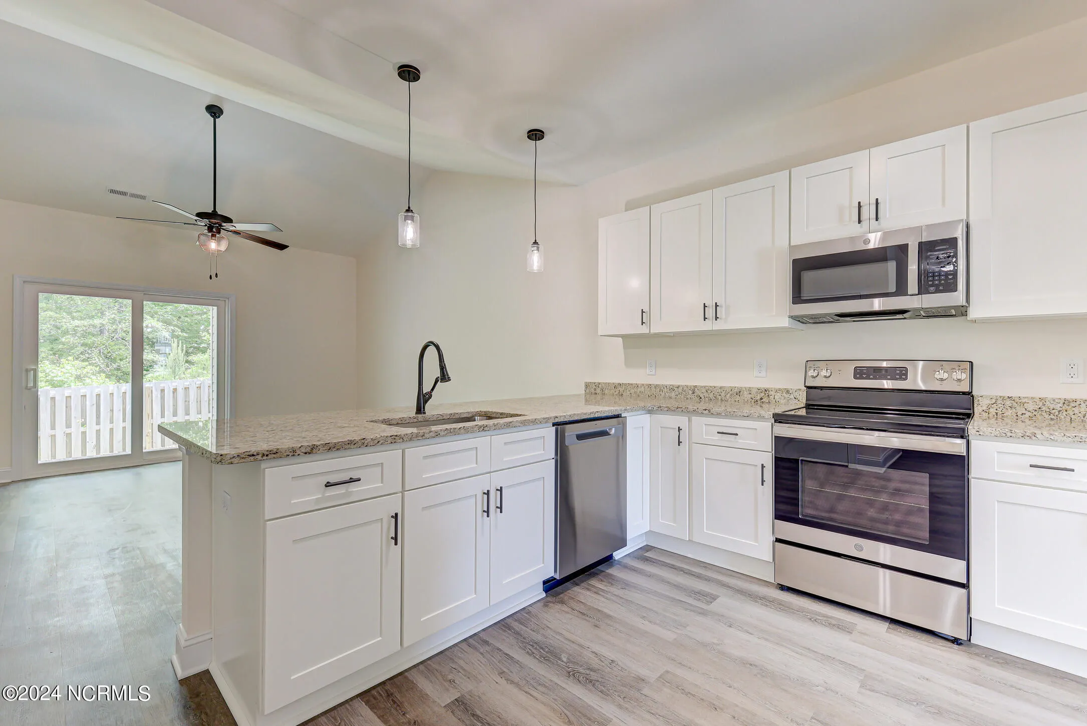 Bolivia, North Carolina 28422, United States, 3 Bedrooms Bedrooms, ,3 BathroomsBathrooms,Residential,Active,40736