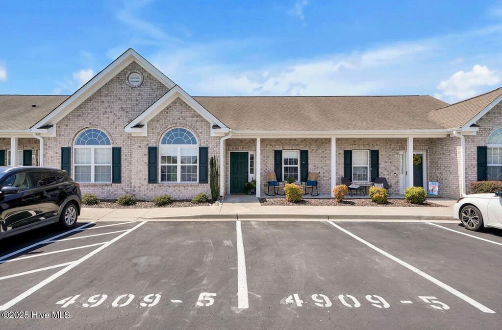 Photo of 4909 Dreamweaver Court #Unit 5, Southport, NC 28461 (MLS # 100525970)