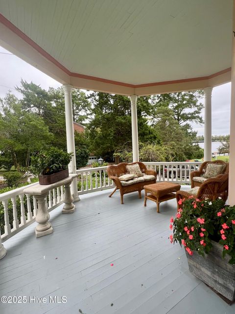 Tiny photo for 603 W Main Street, Washington, NC 27889 (MLS # 100530242)