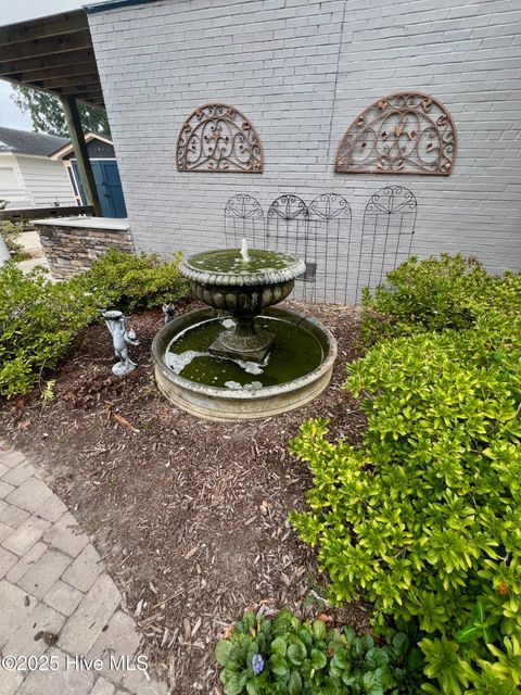 Tiny photo for 603 W Main Street, Washington, NC 27889 (MLS # 100530242)